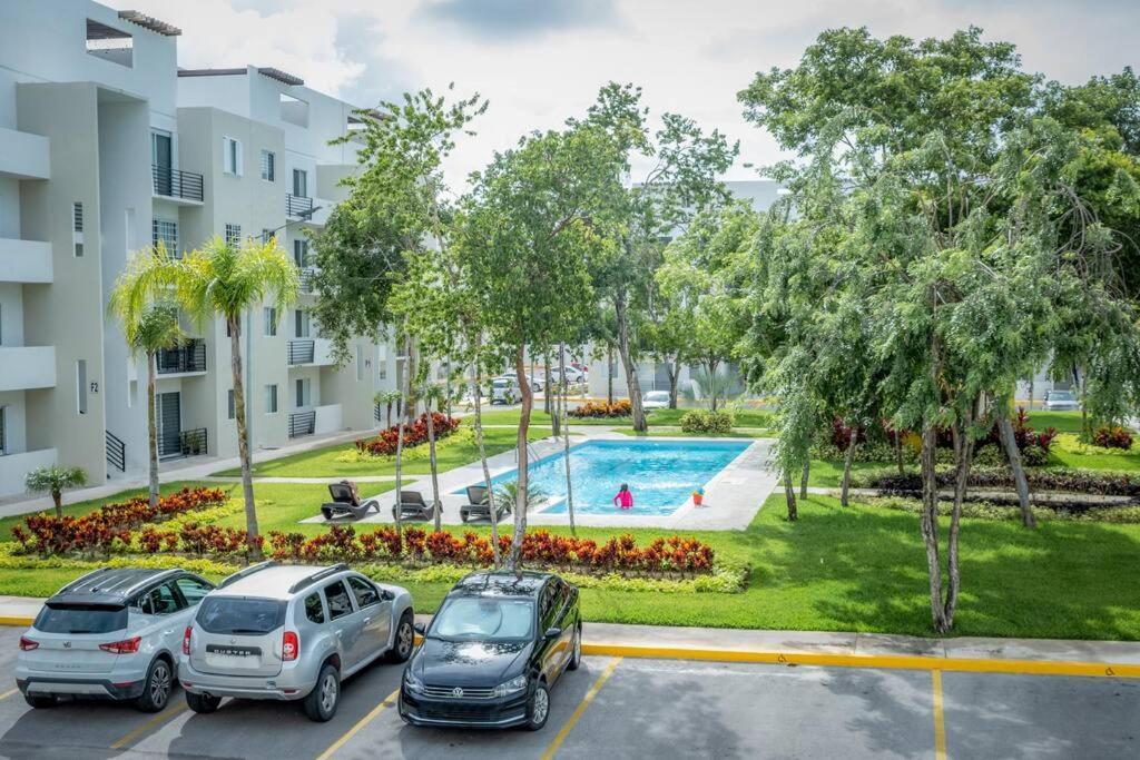 Ferienwohnung Depto 2 Rec. Con Vista A La Piscina En C. Privada Playa del Carmen Exterior foto